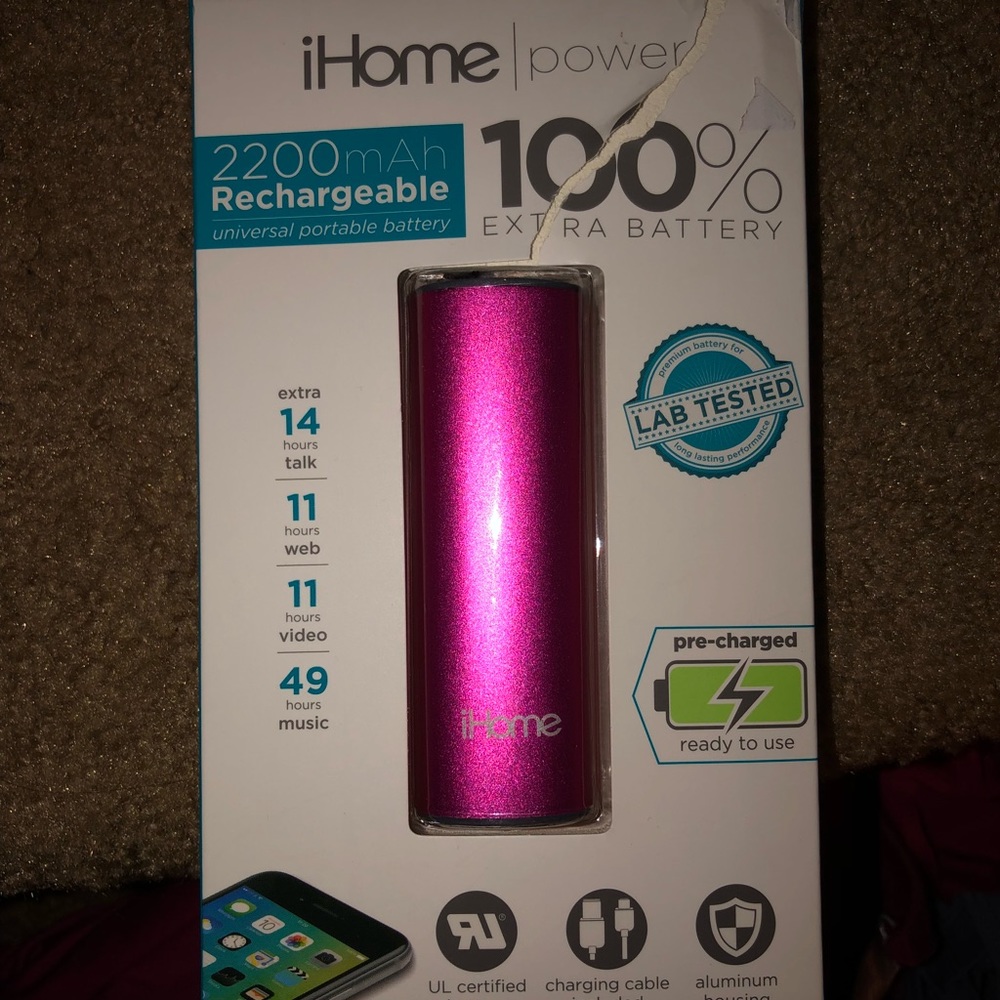 iHome Portable Charger and Ear Bud Case